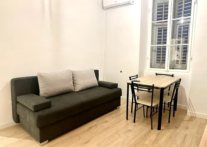 Navis Apartman Pula