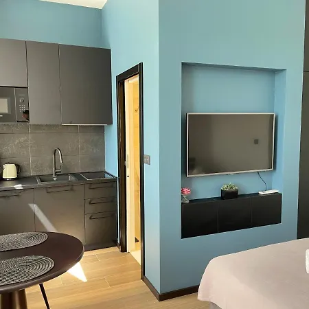 Navis Apartment *