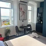 Navis 普拉